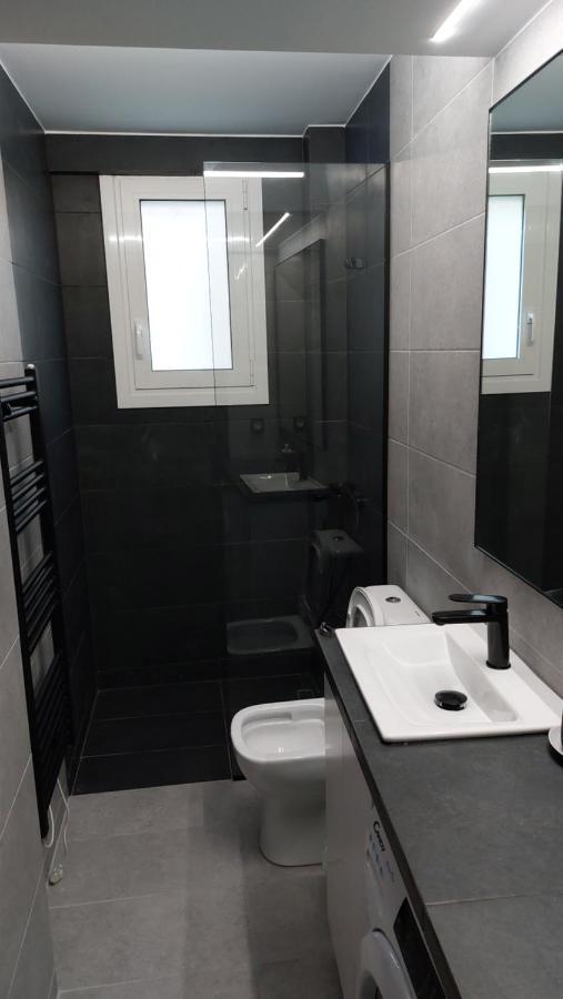 Cozy Nest Apartment เอเธนส์ ภายนอก รูปภาพ